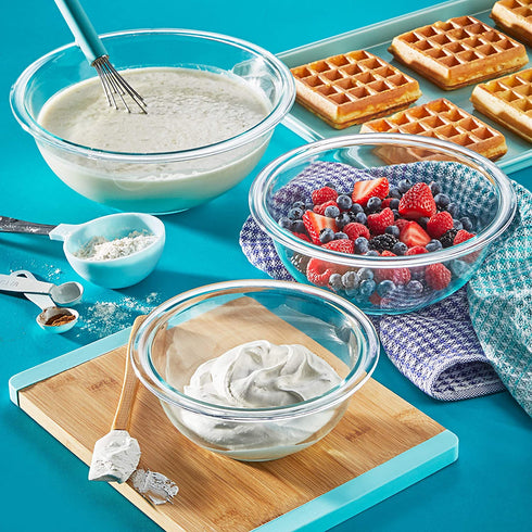 Pyrex Tempered Glass Mixing Bowls | 3 Piece Set | 1-Quart, 1.5-Quart, and 2.5 Quart Mixing Bowls for Kitchen, Baking, and Storage | Microwave, Freezer, and Dishwasher Safe | Proudly Made in the USA